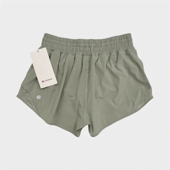 Lululemon Hotty Hot High-Rise Short 2.5" - Fog Green, Size 6 - Picture 8 of 10